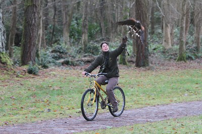 Rua taking off from the bike!